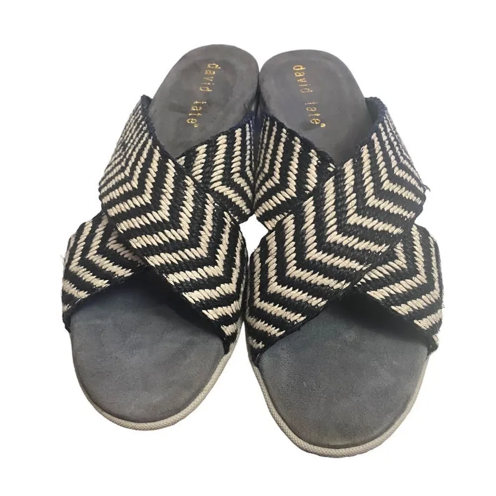 DAVID TATE Sleek Black Cream Slide Sandals NEW 7.5 7.5N